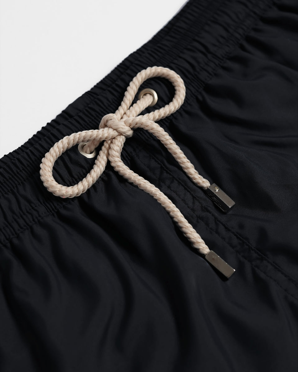 Venecia Black